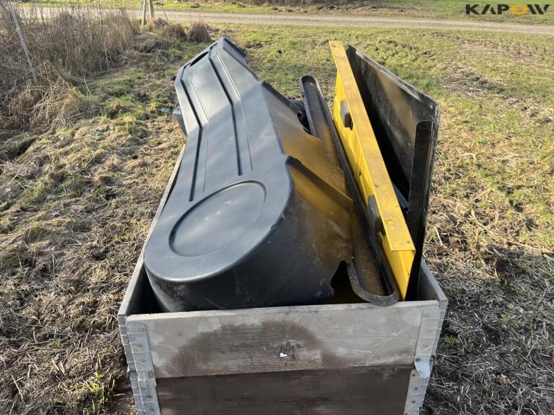 New Holland CR9090 mejetærsker med 41 fods varifeed skærebord 92