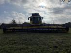 New Holland CR9090 mejetærsker med 41 fods varifeed skærebord 2