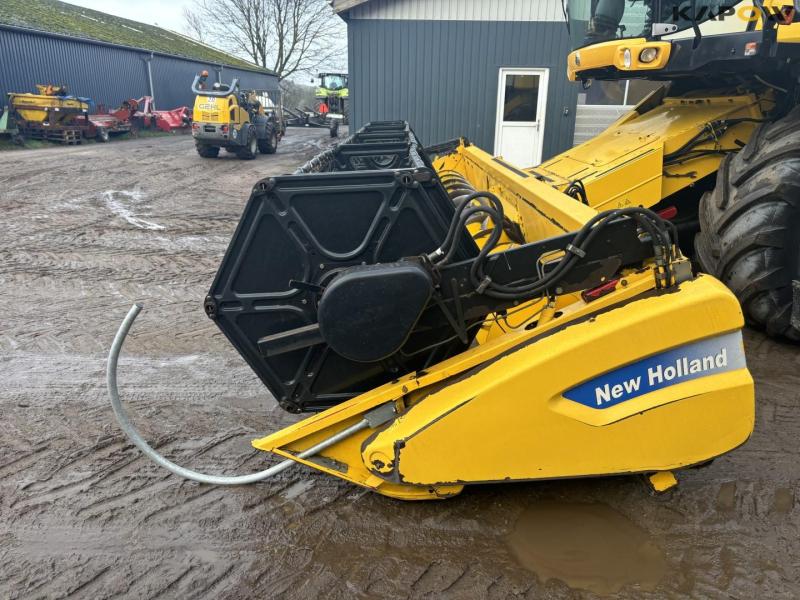 New Holland CX8060 mejetærsker 9
