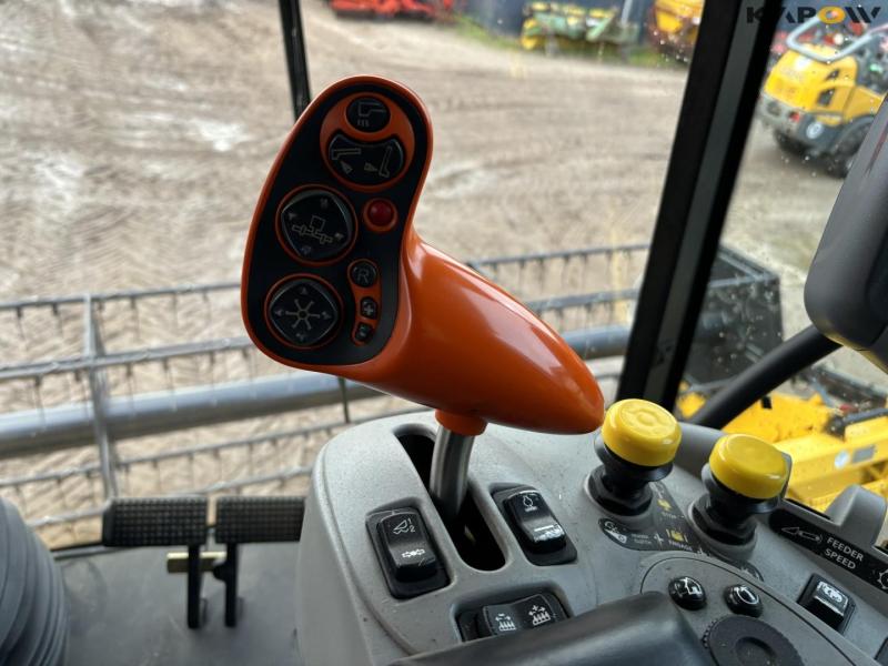 New Holland CX8060 mejetærsker 70