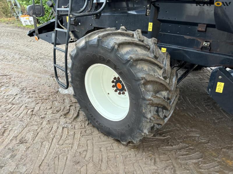 New Holland CX8060 mejetærsker 92