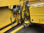 New Holland CX840 mejetærsker med 24 fods skærebord 13