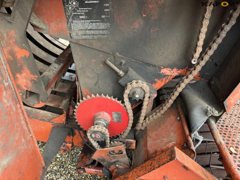 New Holland Fiatagri 4900 bigballepresser 28