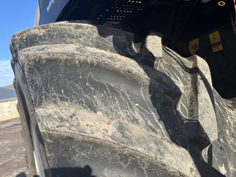 New Holland FR550 med majsbord og pickup 28