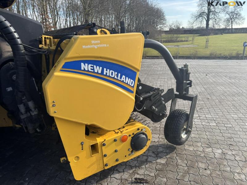 New Holland FR550 med majsbord og pickup 76