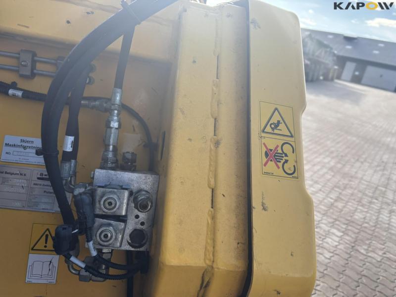 New Holland FR550 med majsbord og pickup 79