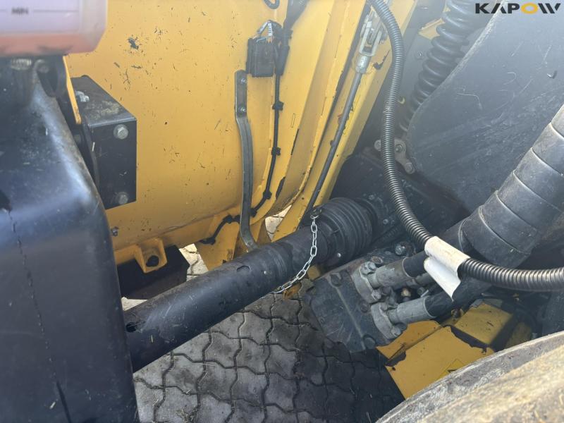 New Holland FR550 med majsbord og pickup 80