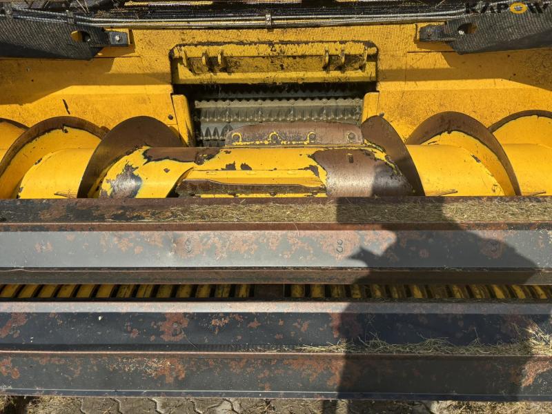 New Holland FR550 med majsbord og pickup 88
