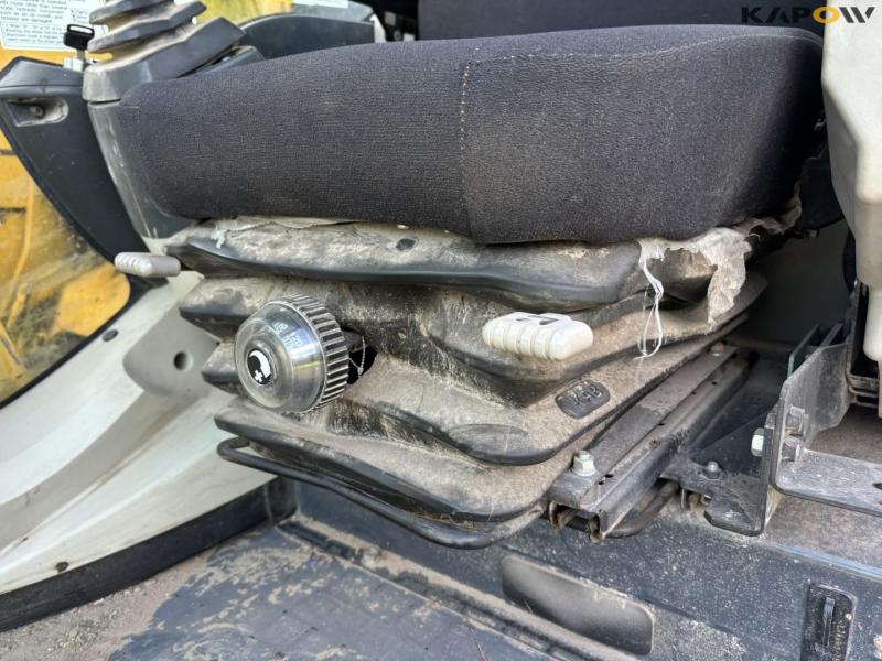 New Holland kobelco E140CSR gravemaskine 57