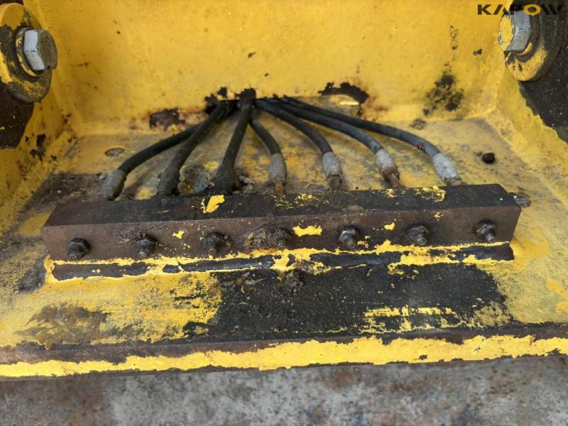 New Holland Kobelco E245B gravemaskine 36