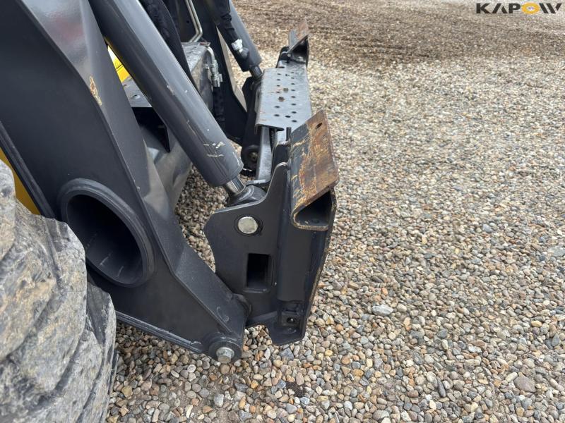 New Holland L318 minilæsser  11
