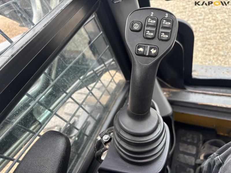 New Holland L318 minilæsser  55