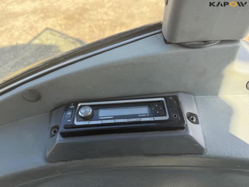 New Holland LB115B-4PS rendegraver 42