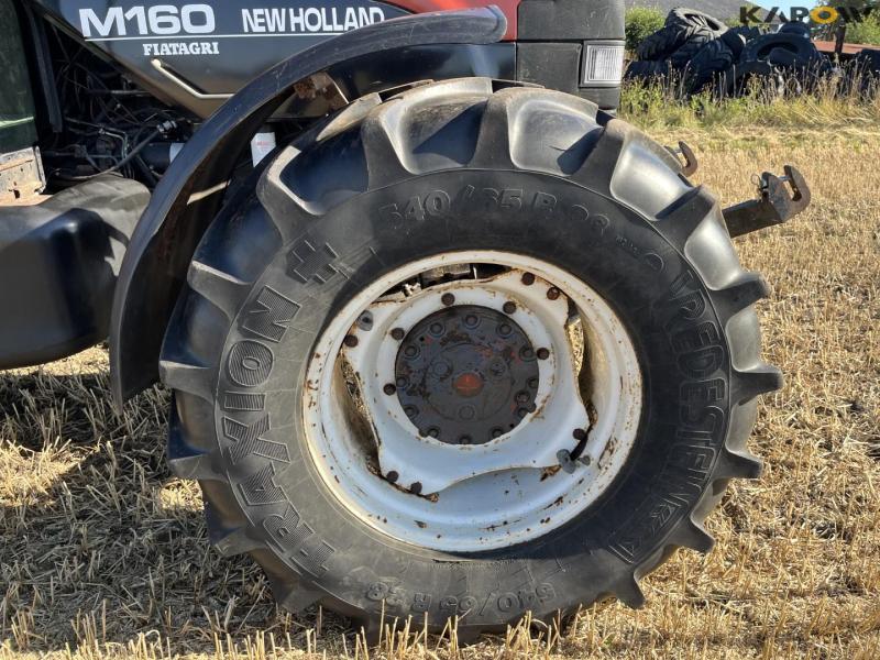 New Holland M160 traktor 21