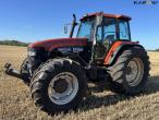 New Holland M160 traktor 1