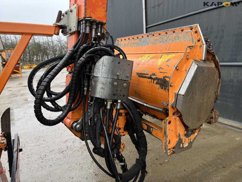 New Holland T6.150 traktor med Mulac armklipper 67