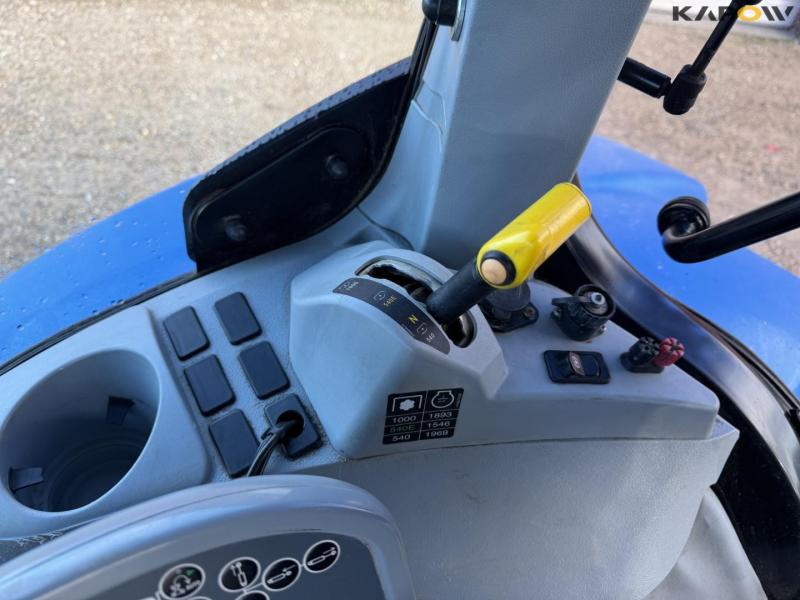 New Holland T7.225 traktor 51