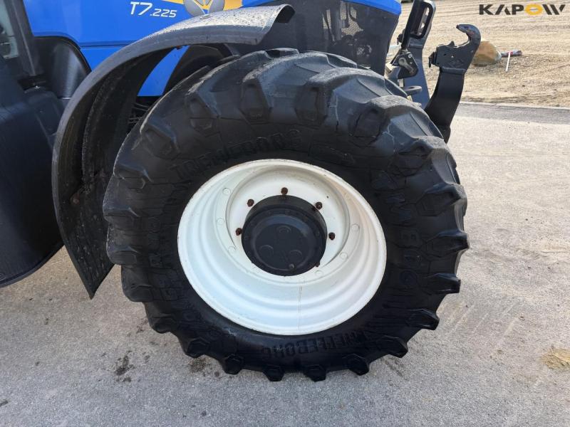 New Holland T7.225 traktor 64