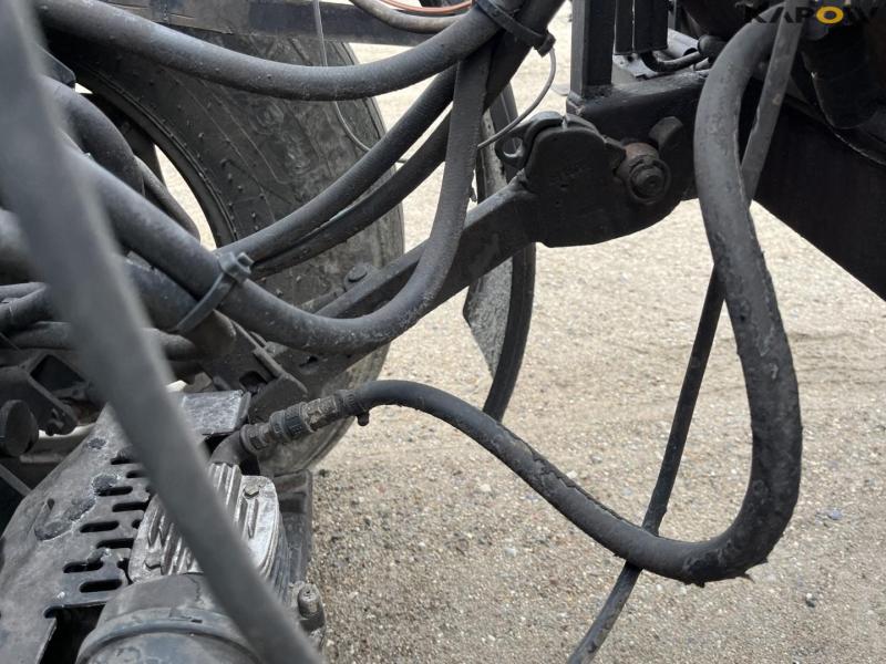 New Holland T.4.75 Powerstar 4WD traktor 32