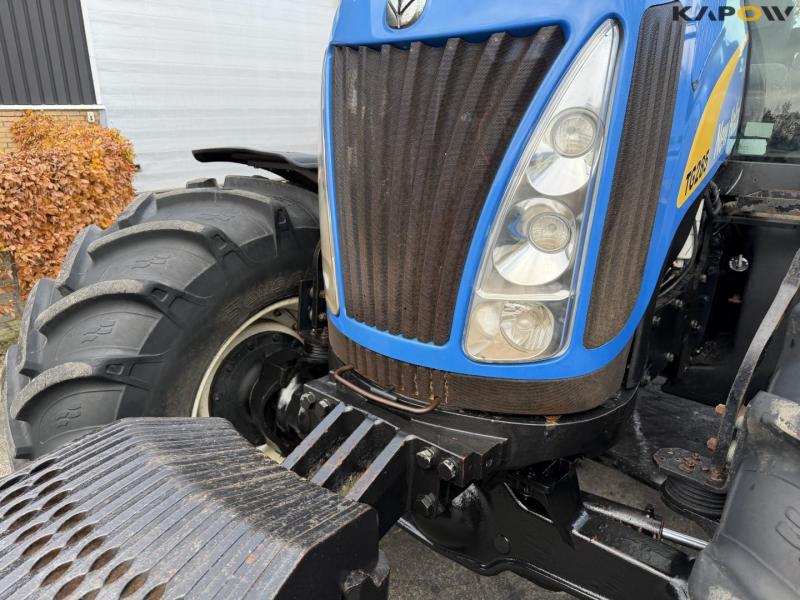New Holland TG255 traktor 11