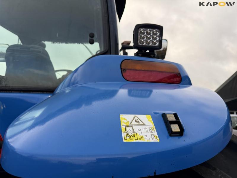New Holland TG255 traktor 32