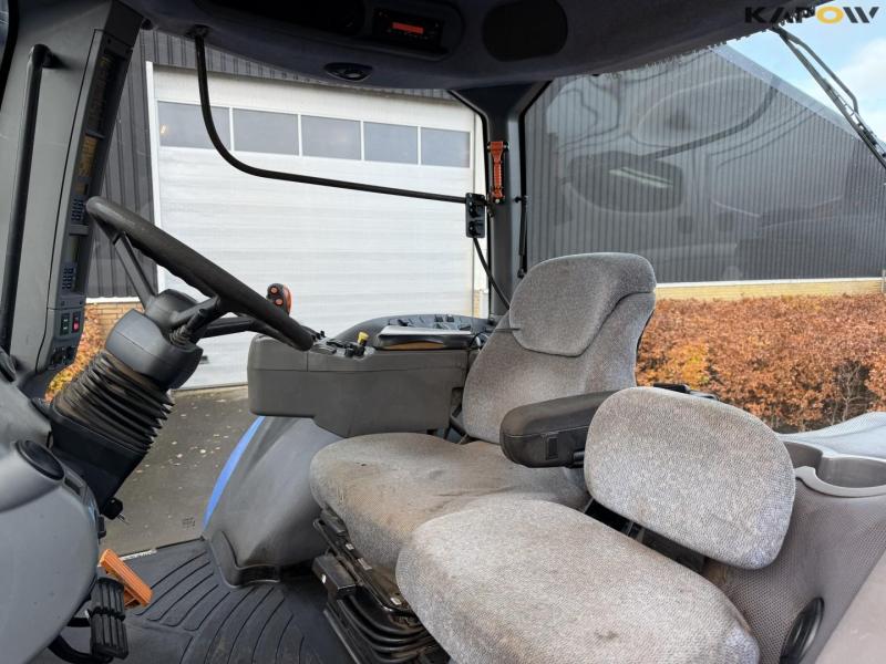 New Holland TG255 traktor 34