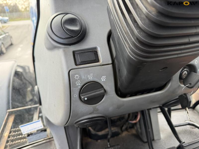 New Holland TG255 traktor 51