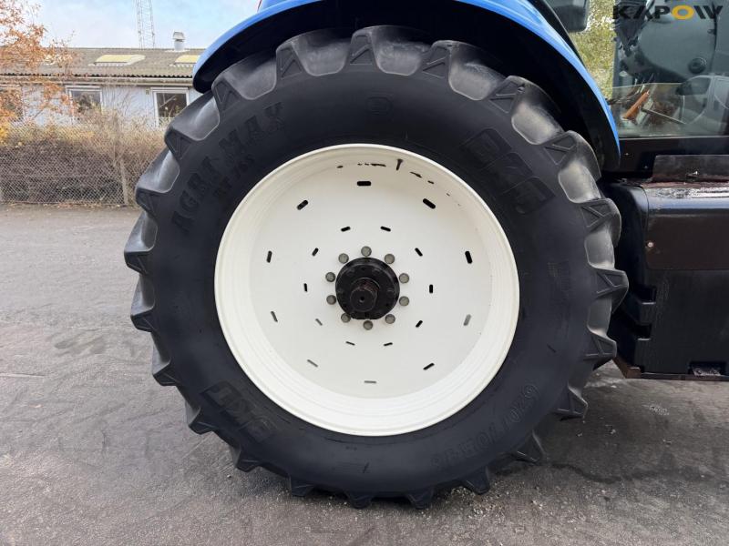 New Holland TG255 traktor 60