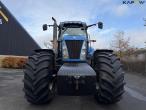 New Holland TG255 traktor 2