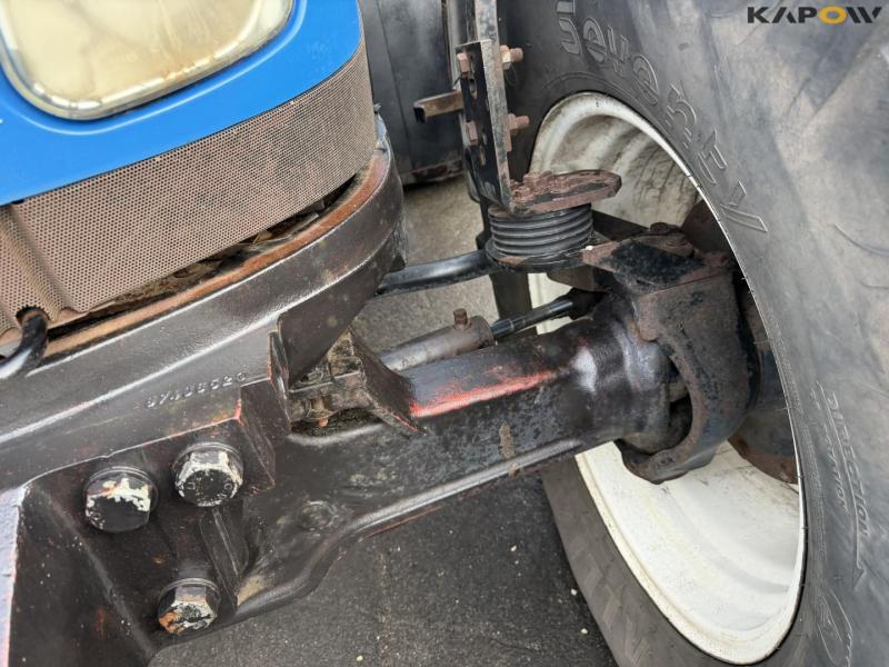 New Holland TG285 traktor 11