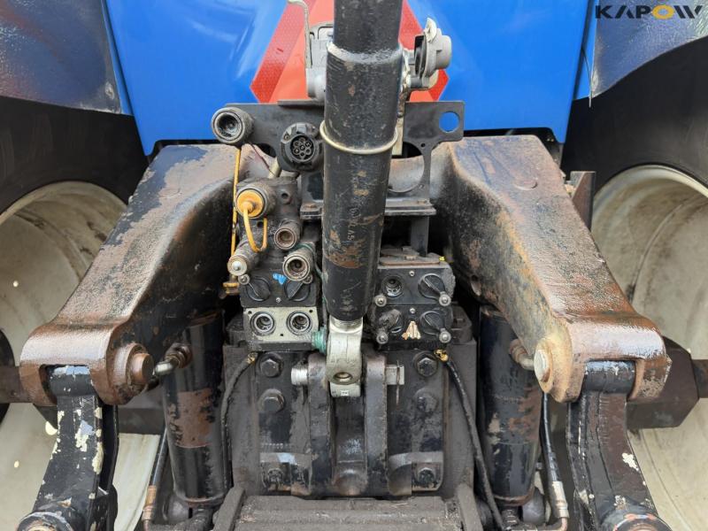 New Holland TG285 traktor 27