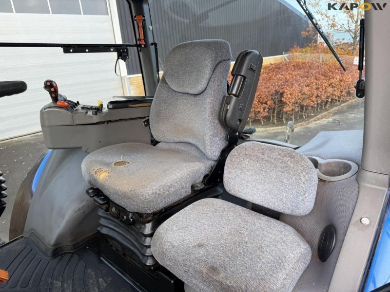 New Holland TG285 traktor 34