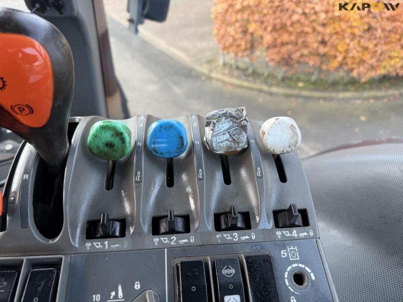 New Holland TG285 traktor 38