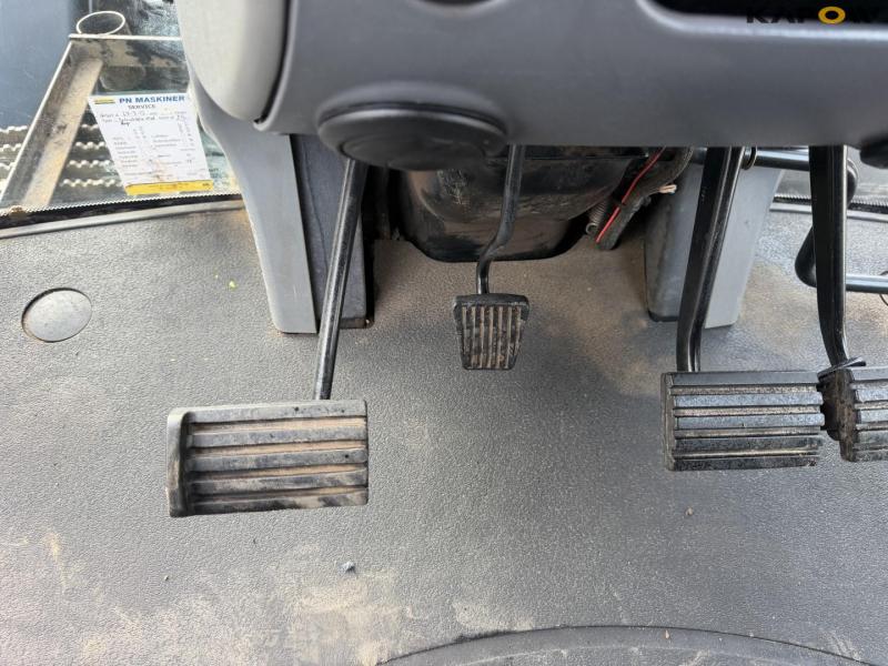 New Holland TG285 traktor 53