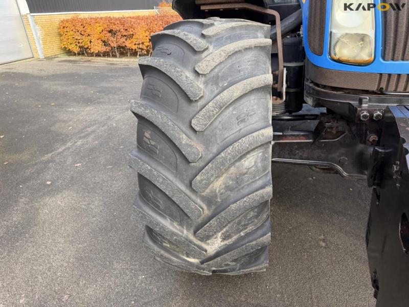 New Holland TG285 traktor 57