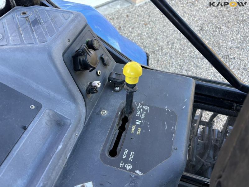 New Holland TM155 traktor 46