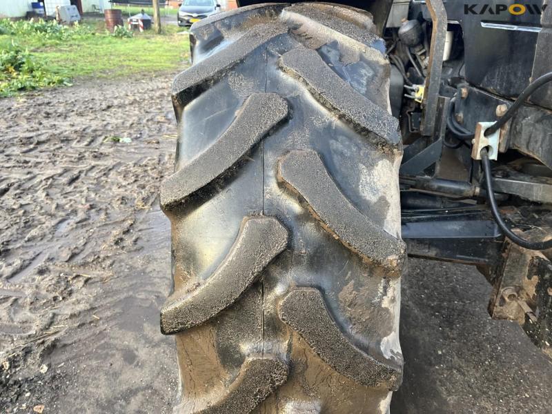 New Holland TM155 traktor 19