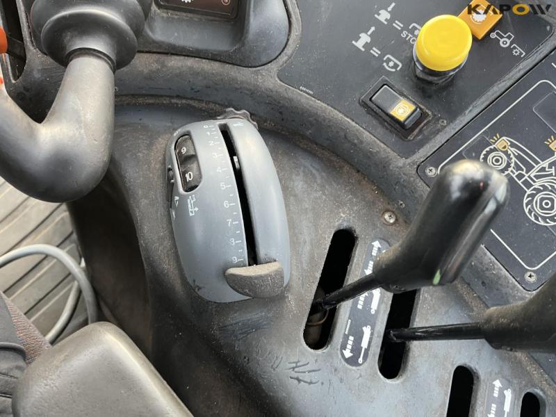 New Holland TM155 traktor 42