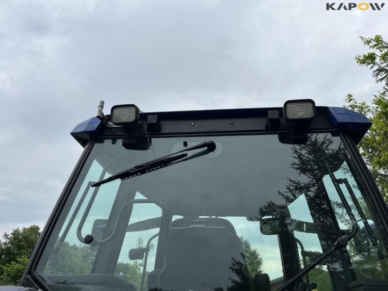 New Holland TM165 ultra traktor 23