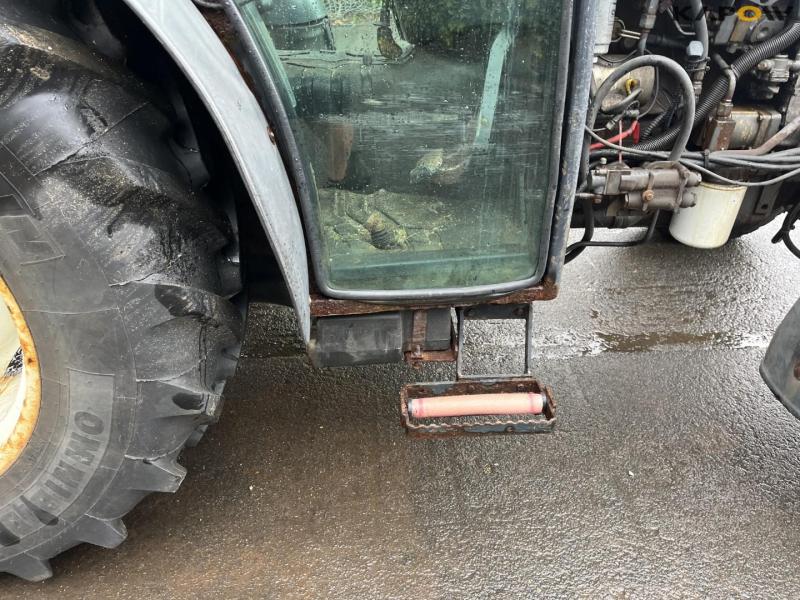 New Holland TN 65 F 2WD kompakt traktor 16