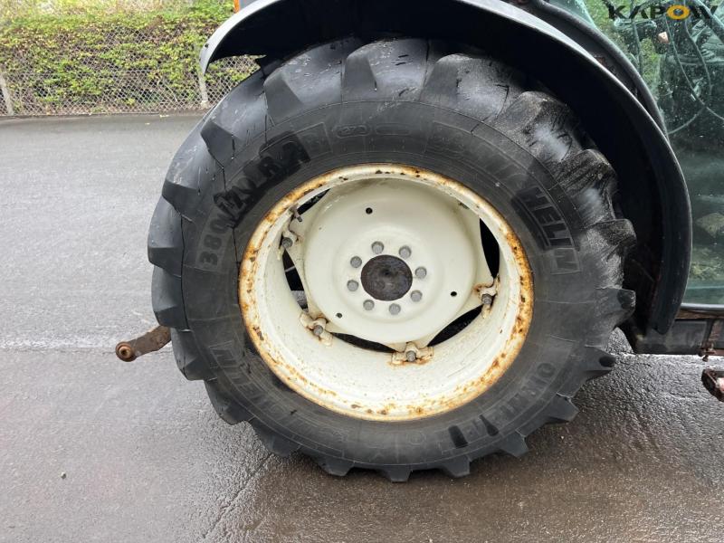 New Holland TN 65 F 2WD kompakt traktor 17