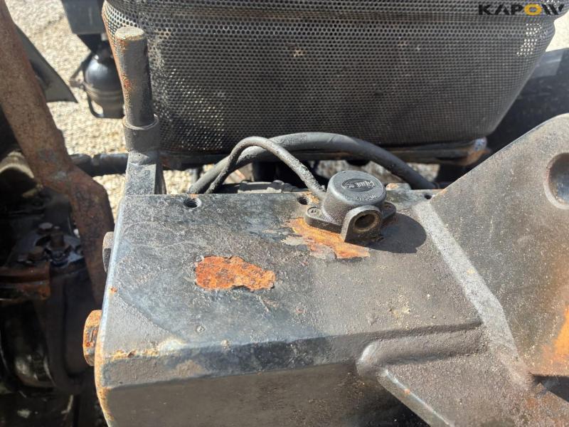 New Holland TN75N traktor 23