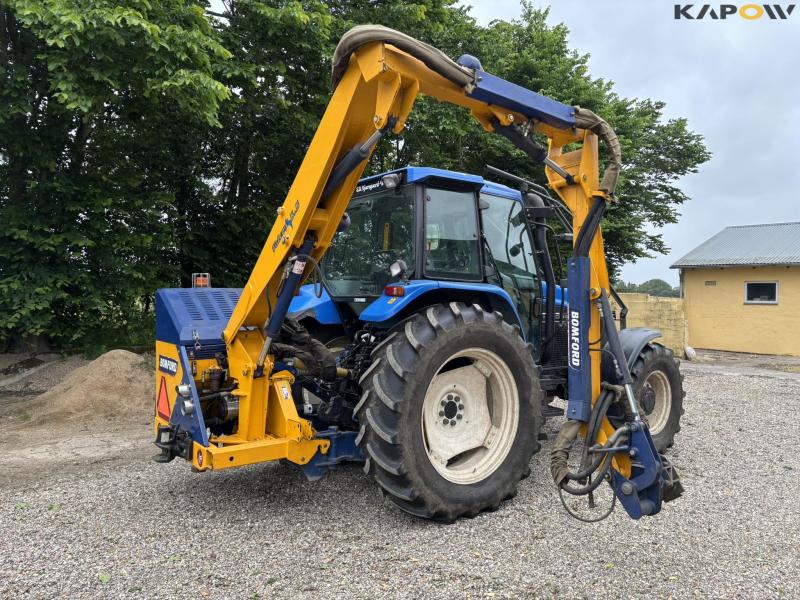 New Holland TS 115 med Bomford armklipper 5