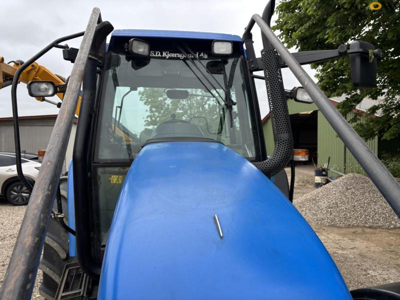 New Holland TS 115 med Bomford armklipper 13