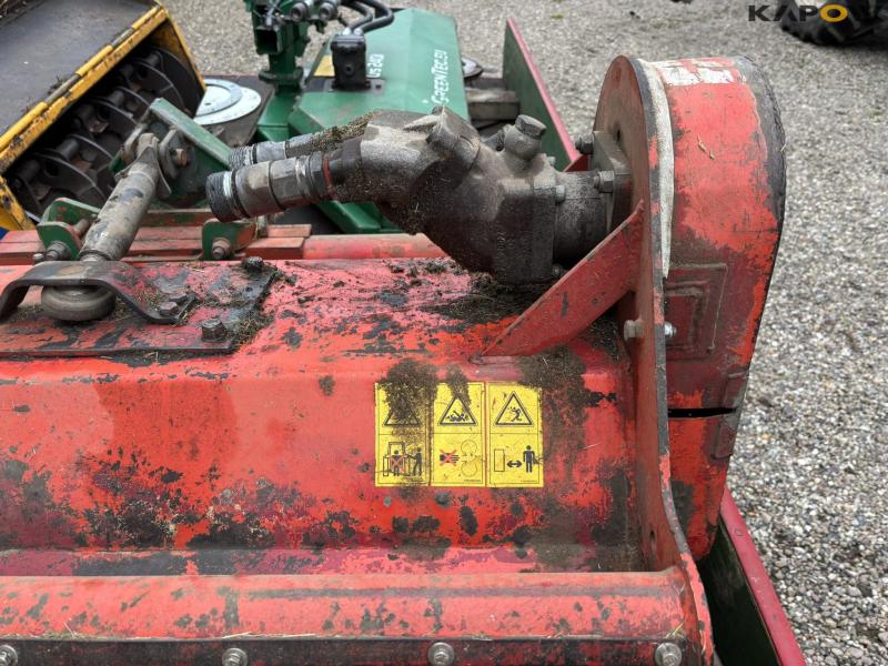 New Holland TS 115 med Bomford armklipper 94