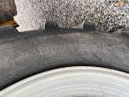 New Holland TS 115 med Bomford armklipper 33