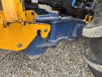New Holland TS 115 med Bomford armklipper 68