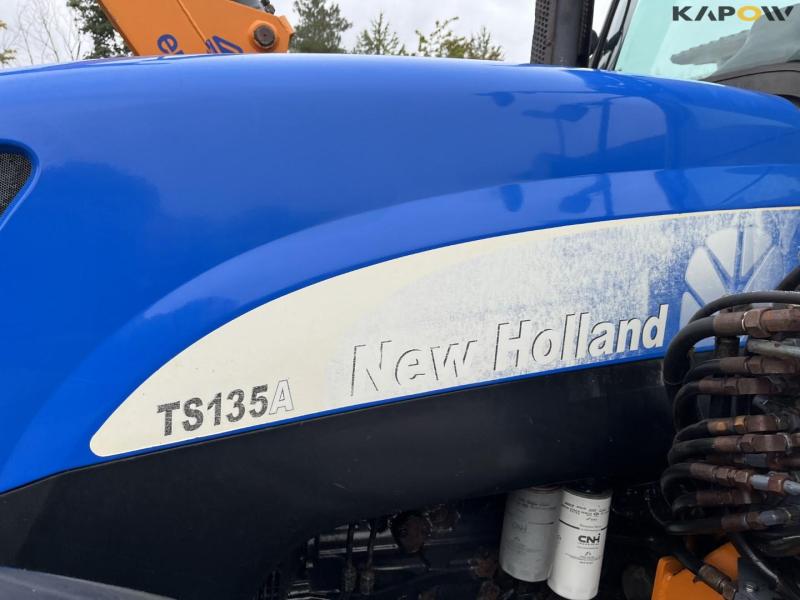 New Holland TS135A traktor med Epoke armklipper 13