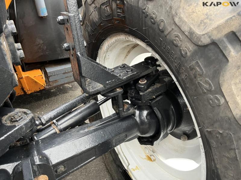 New Holland TS135A traktor med Epoke armklipper 15