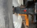 New Holland TS135A traktor med Epoke armklipper 27